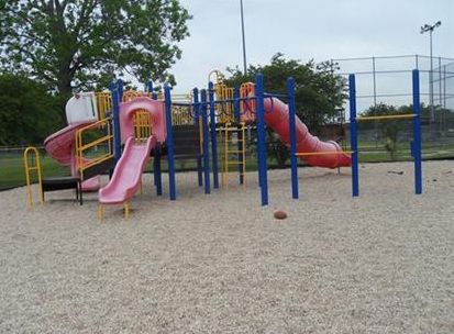 William and Lee Park Play Area